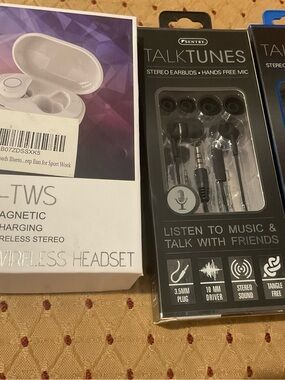 TalkTunes Earbuds & Wireless True TWS Earbuds with Charging Case New